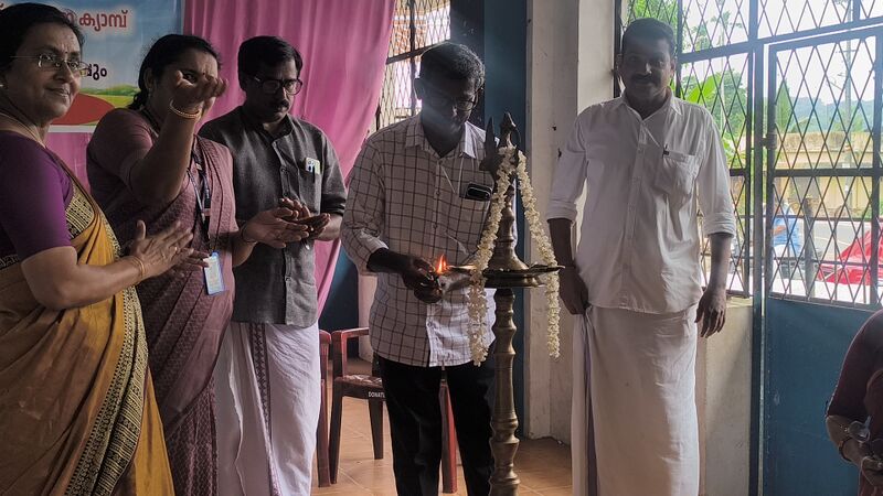 പ്രമാണം:44029 2646.jpg