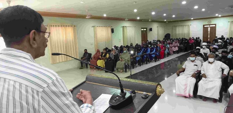 പ്രമാണം:47089 vijayosava abdulla.jpg