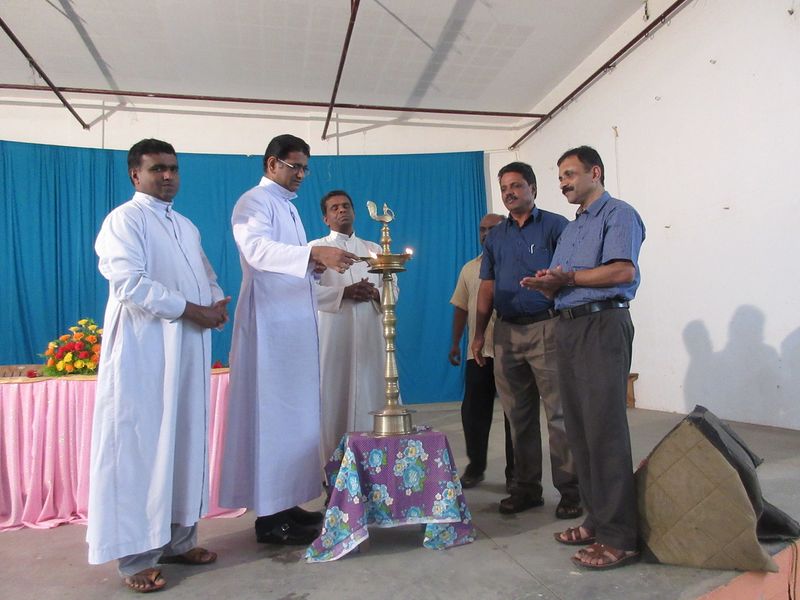 പ്രമാണം:6PTA 2018-19.JPG