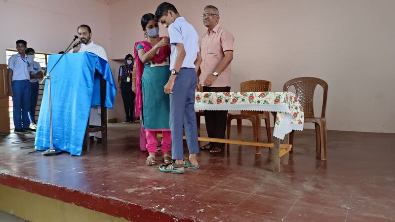 പ്രമാണം:AB22 33056 11.jpg