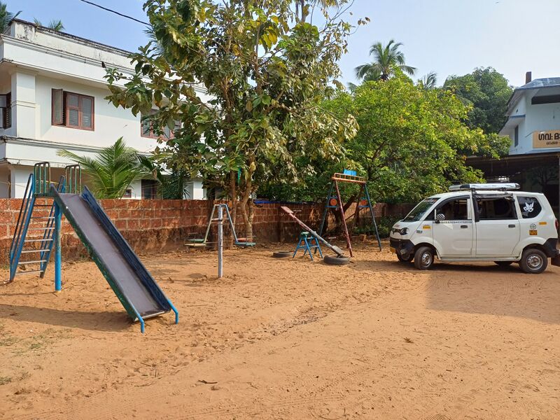 പ്രമാണം:13521school ground.jpg
