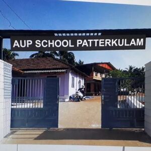 18579-School photo.jpg