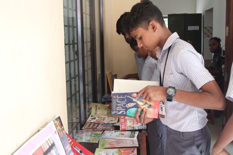 പ്രമാണം:26014 READING DAY 1.JPG