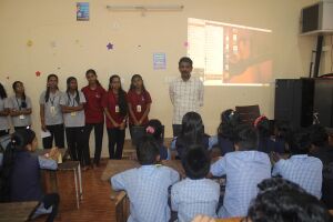 38102 little club p1.JPG