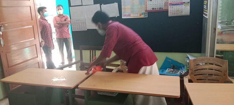 പ്രമാണം:44055 PTA pre sanitise.jpg