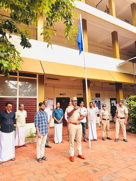 പ്രമാണം:47064 spc 2.jpg