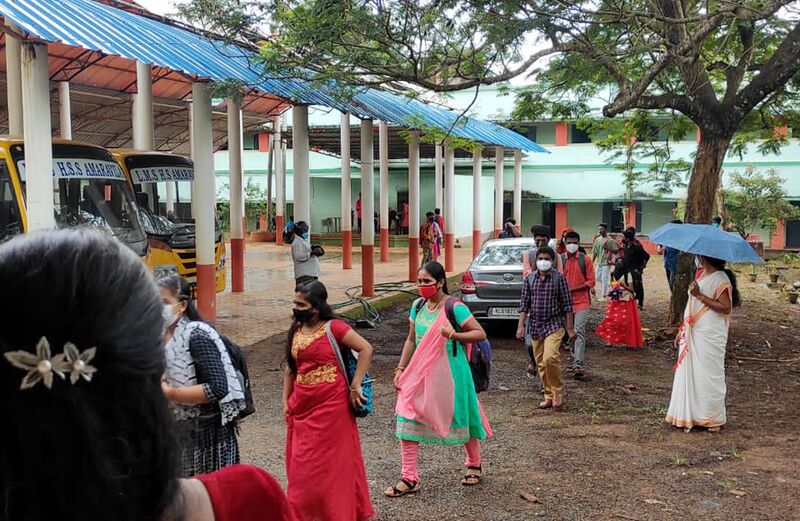 പ്രമാണം:BS21 TVM 44070 2.jpg