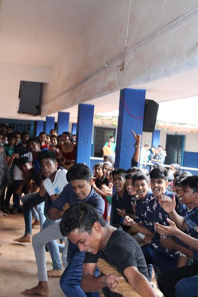 പ്രമാണം:Vadam vali 10.JPG