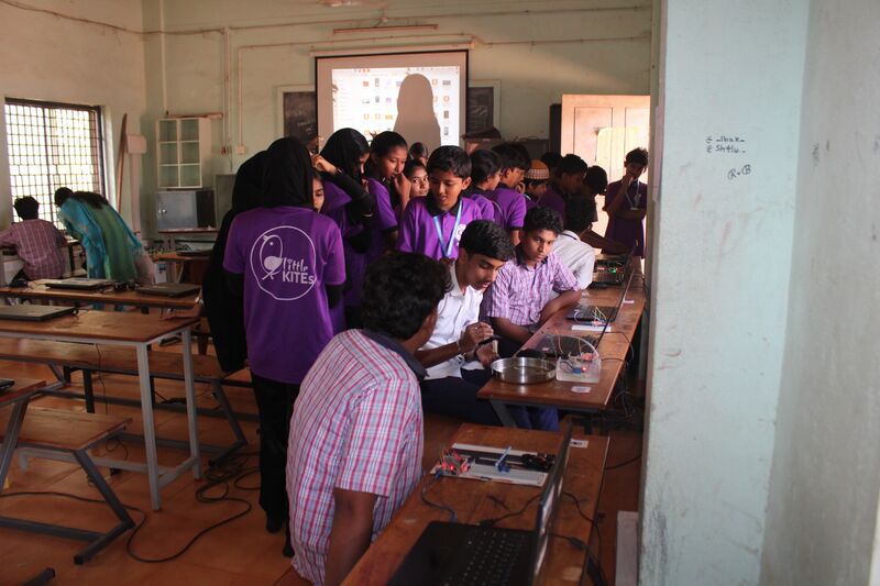 പ്രമാണം:12060 KSD LITTLEKITE ROBOTIC3.jpg