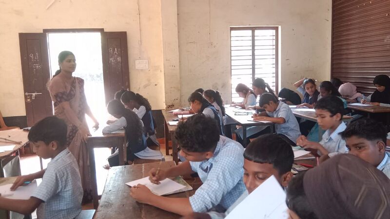 പ്രമാണം:12069 Bhinnaseshi1.jpg