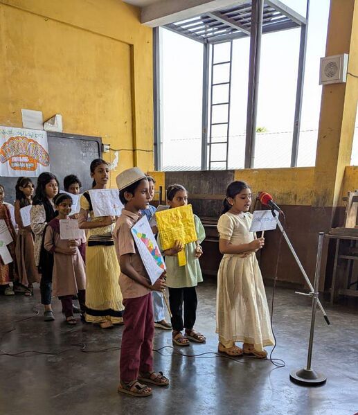 പ്രമാണം:19837 padanolsavam5.jpeg