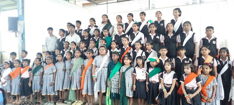 പ്രമാണം:47026-stghssv-Independence day2.jpg