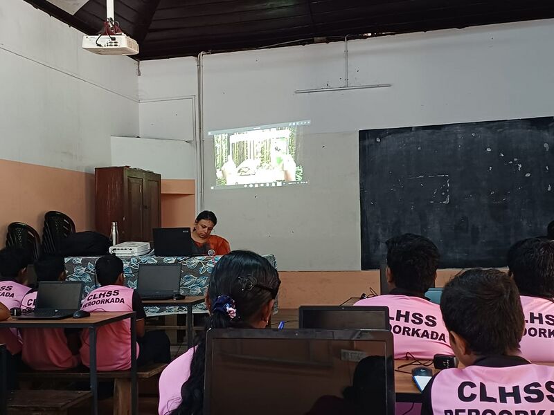 പ്രമാണം:L K camp 2025.jpg