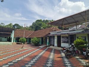 Mklkl 42512 School 2.jpg