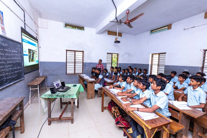 പ്രമാണം:Smart Classroom.jpg