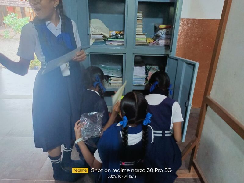 പ്രമാണം:11473 MDNA KGD OCT2 4.jpeg