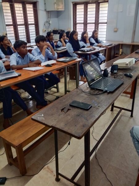 പ്രമാണം:12069 lkcamp 4.jpeg