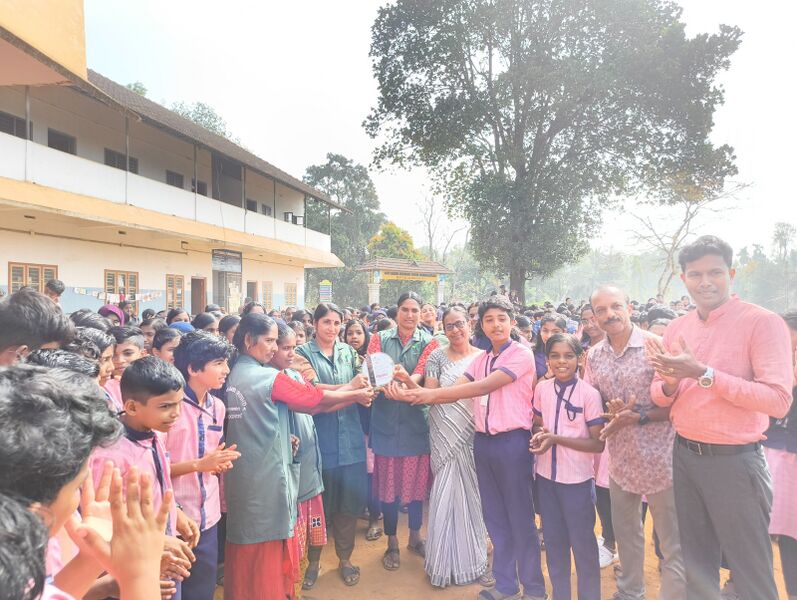 പ്രമാണം:15253 appreciation.jpg