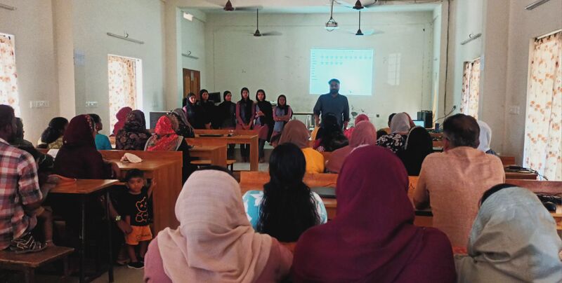 പ്രമാണം:19042 Malayalam Aksharamala.jpg