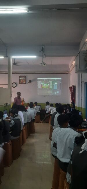 22022 IT CLASS.jpg