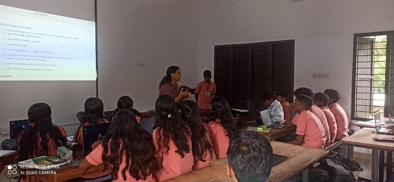 പ്രമാണം:23064 2025-28 school camp.jpg