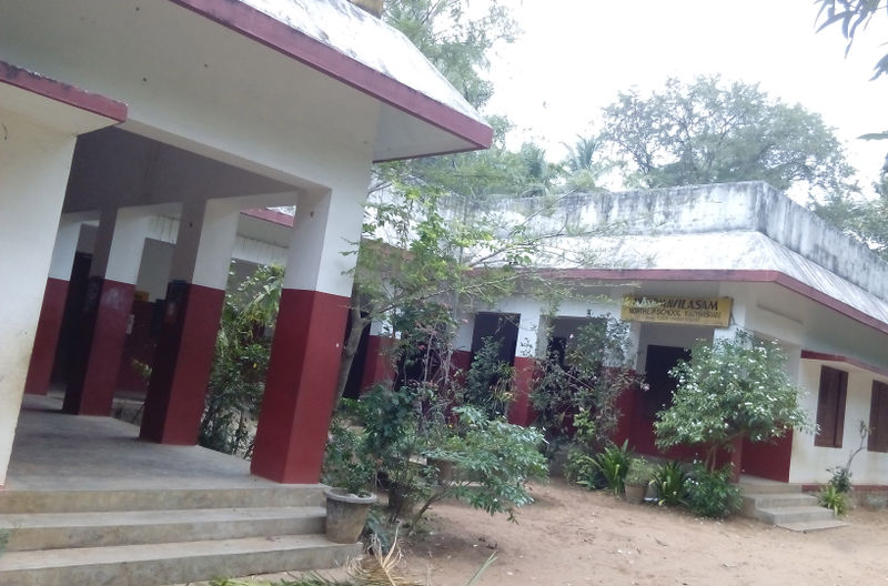 പ്രമാണം:24516- school pic.jpg