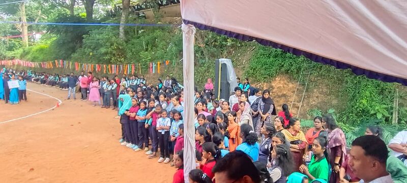 പ്രമാണം:42042 school olympics2025 6.jpg