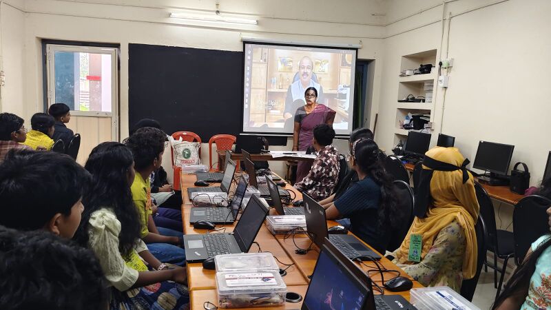 പ്രമാണം:42061 680.jpeg