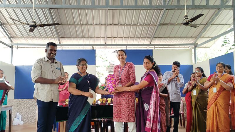 പ്രമാണം:42069 class pta3.jpg