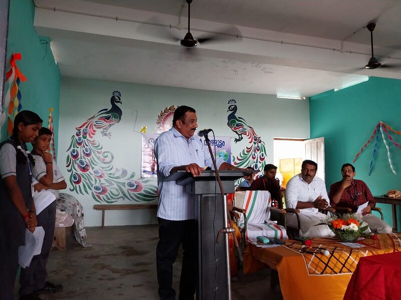 പ്രമാണം:43069 Various club 1.jpg