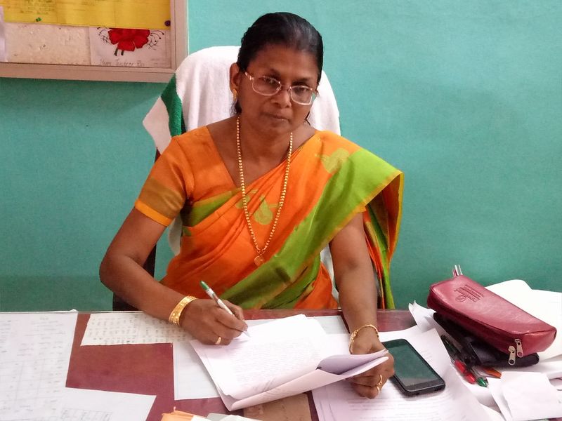 പ്രമാണം:44003 hm photo.resized.jpg