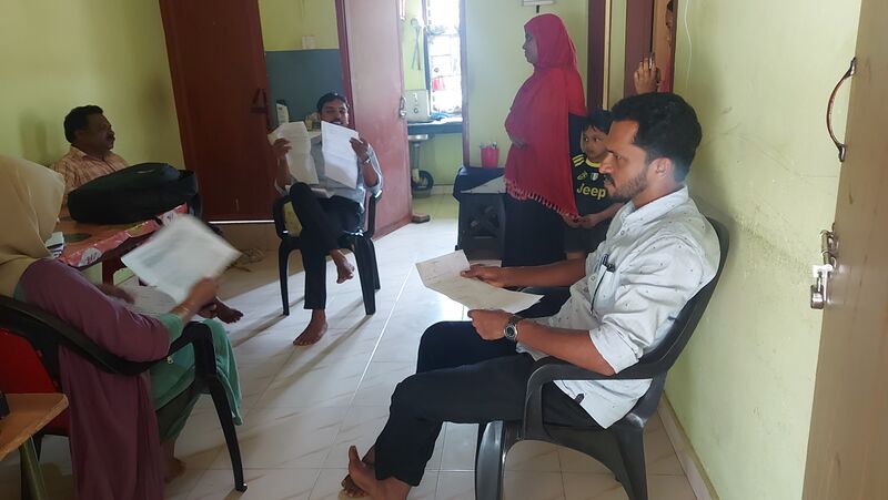 പ്രമാണം:47045-housevisit 22-4.jpg