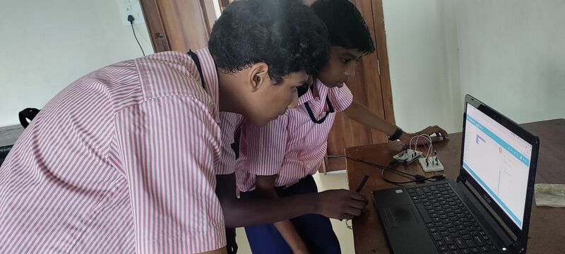 പ്രമാണം:Freedom fest activities 04.jpeg