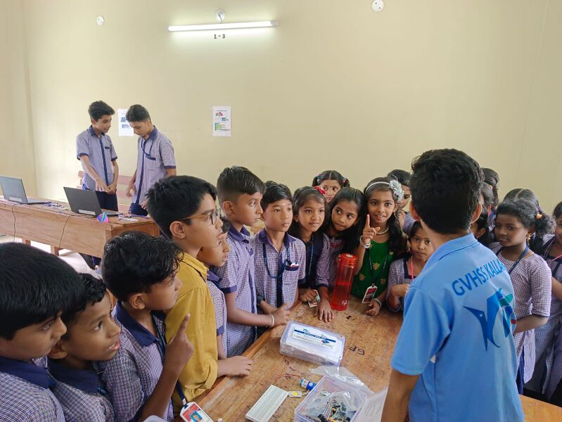 പ്രമാണം:Freedom fest kallara2.jpeg