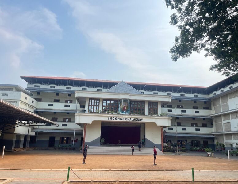 പ്രമാണം:SHCGHSS CHALAKUDY .jpg