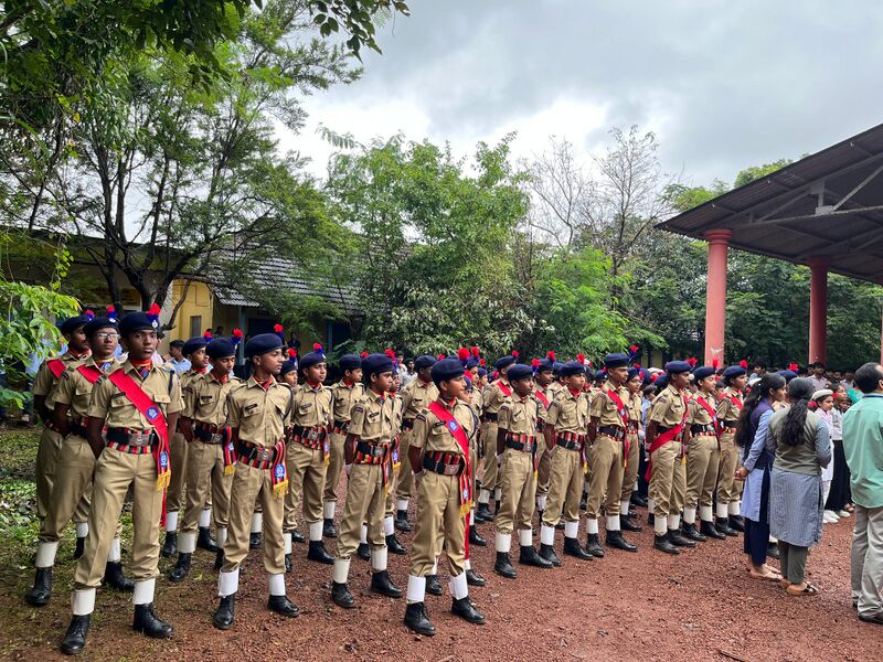 പ്രമാണം:12009 indpnd3.jpg