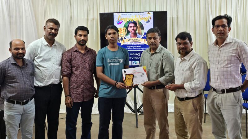 പ്രമാണം:12029 kgd lk35.jpeg