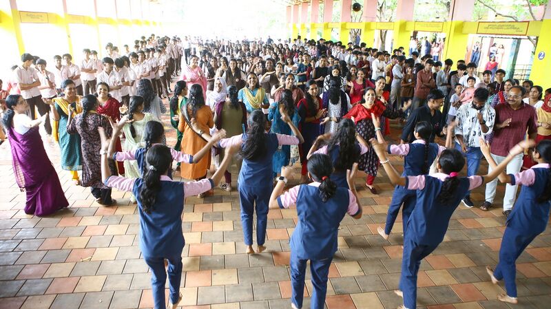 പ്രമാണം:12058 KGD SAY NO TO2.JPG