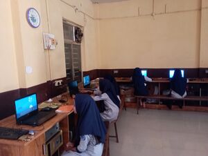 19875 computer lab.jpg