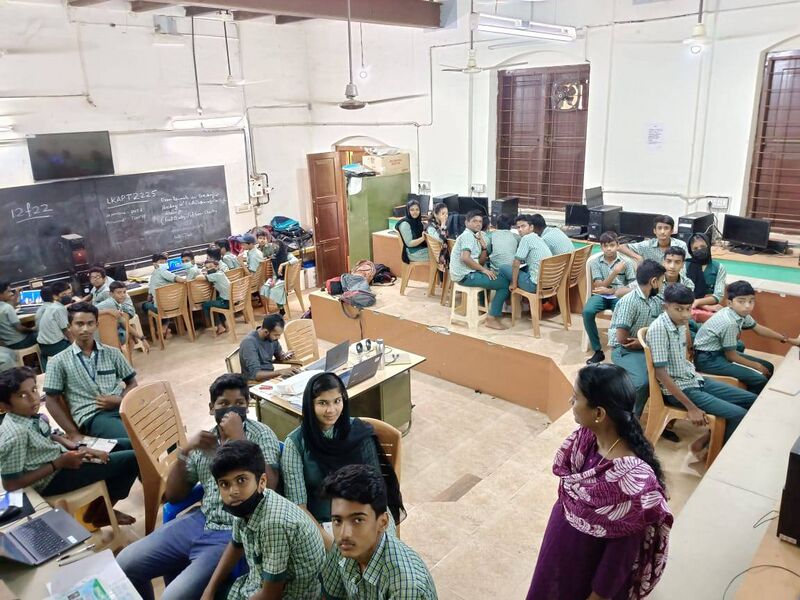 പ്രമാണം:21057 hightech bemhss.jpg