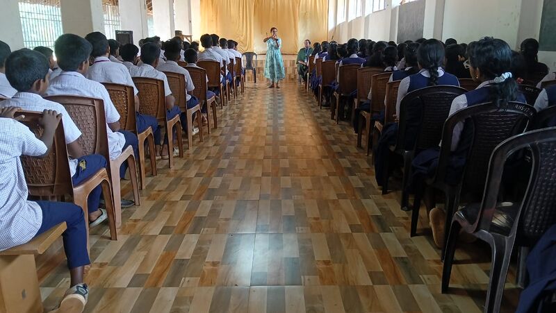 പ്രമാണം:33026- adol.jpeg