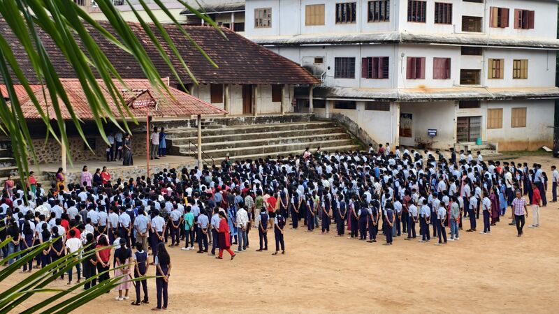 പ്രമാണം:33064 MGMLKTR ENVIORNMENT DAY PIC1.jpg