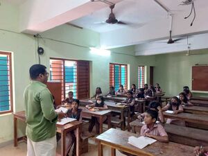 44055 quiz.resized.jpg