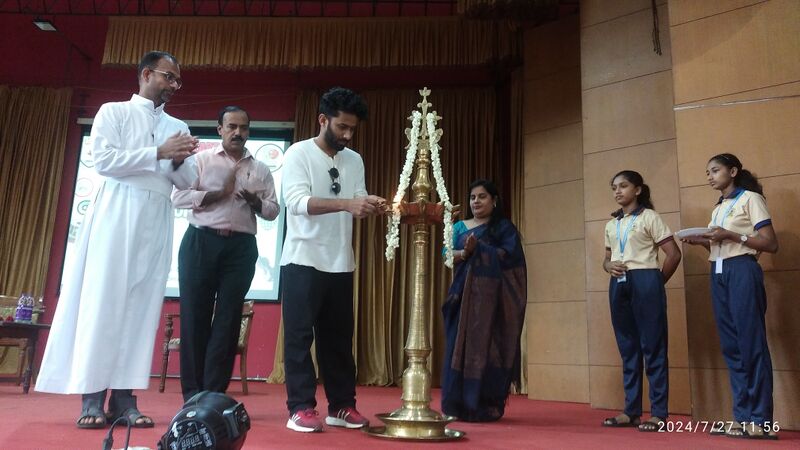 പ്രമാണം:ARTS DAY INAUGURATION.jpg