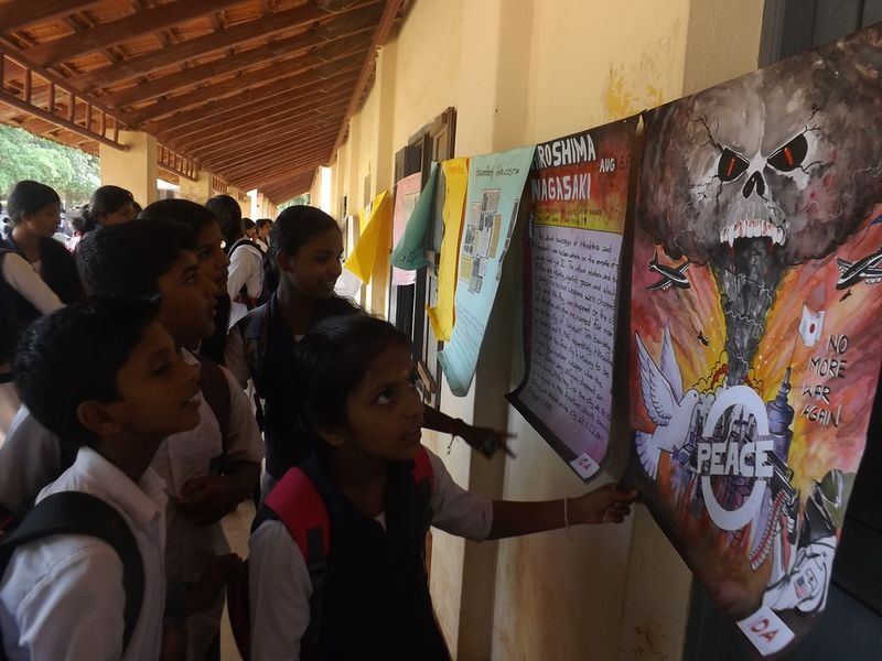 പ്രമാണം:Hiroshima day7.JPG