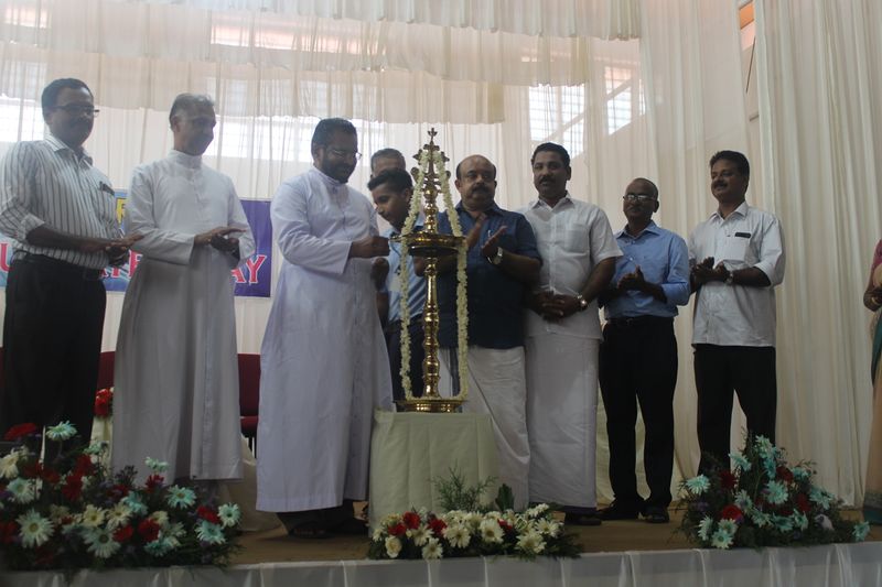 പ്രമാണം:IMG 0870.JPG