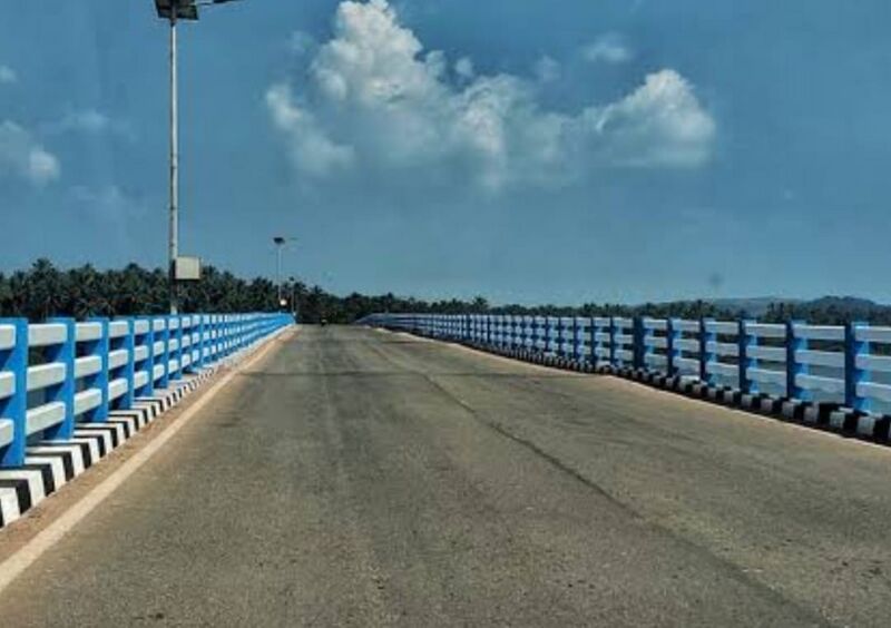 പ്രമാണം:കുനിയിൽ കടവ് പാലം-16057.jpeg