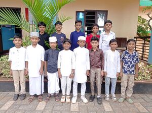 18679 eid 24-25 5.jpg