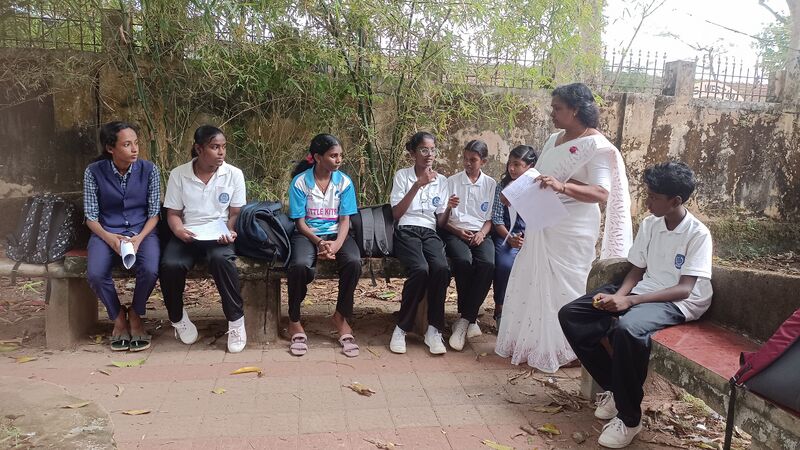 പ്രമാണം:39001 harithasabha.jpg