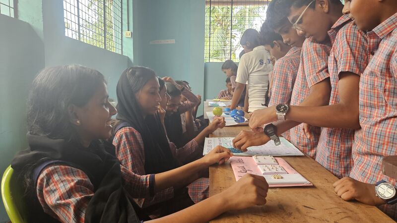 പ്രമാണം:41075 Mole marvel3.jpg